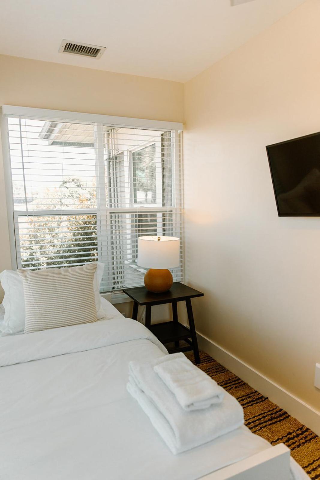 Outsite San Diego - Golden Hill Room photo